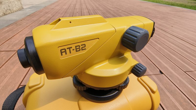 TOPCON at-B2 Auto Level with 32X Magnification